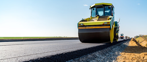 Top 3 tips to remember when choosing asphalt contractors